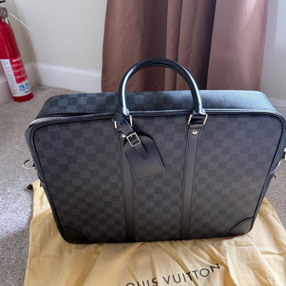 Louis Vuitton Black Men's Bag